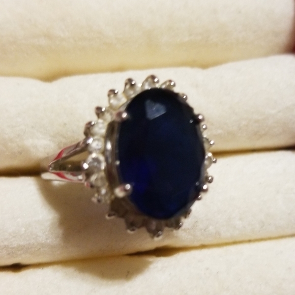 Ring Sterling Silver size 7 - Picture 2 of 2